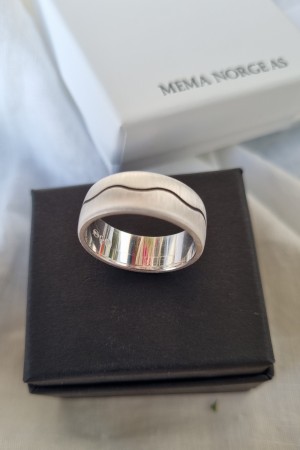 Sølv ring/tommelring til han og henne, kun 1 stk i str 62