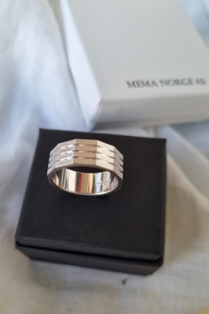 Sølv ring/tommelring til han og henne, kun str 62, 1 stk igjen