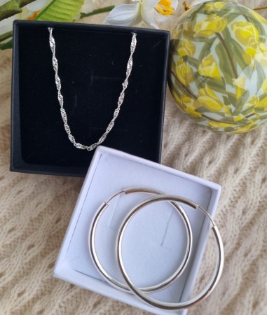 Påskepakke; sølv singapore kjede, 42cm + øreringer 35mm