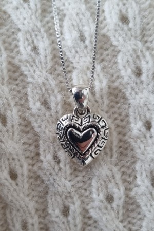 Lekkert sølv anheng, hjerte, oxydert